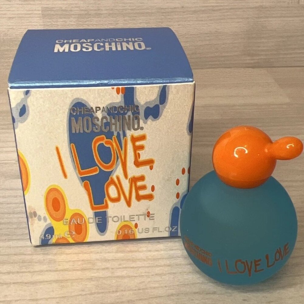 I Love Love By Moschino For Women 4.9ml 0.16 OZ EDT Mini Splash
